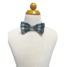 Load image into Gallery viewer, Walt Bow Tie, Eastover Tartan
